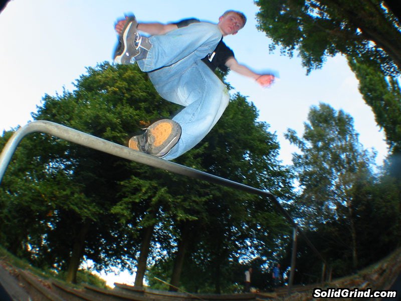 Dunk's 'Take My Shoe Off' Backslide on the Alexandra Park handrail