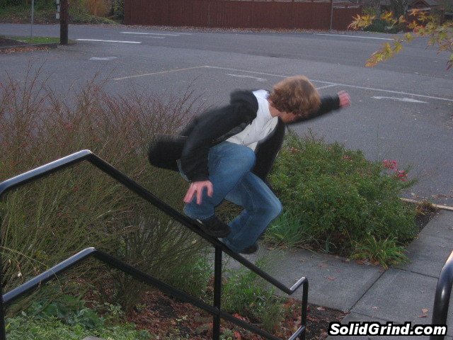 Ryan Armstrong doing a backside royale after being out of the soap scene for 2 years.