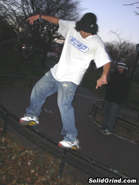 AnthoFlex hitting a Royale in a local Park