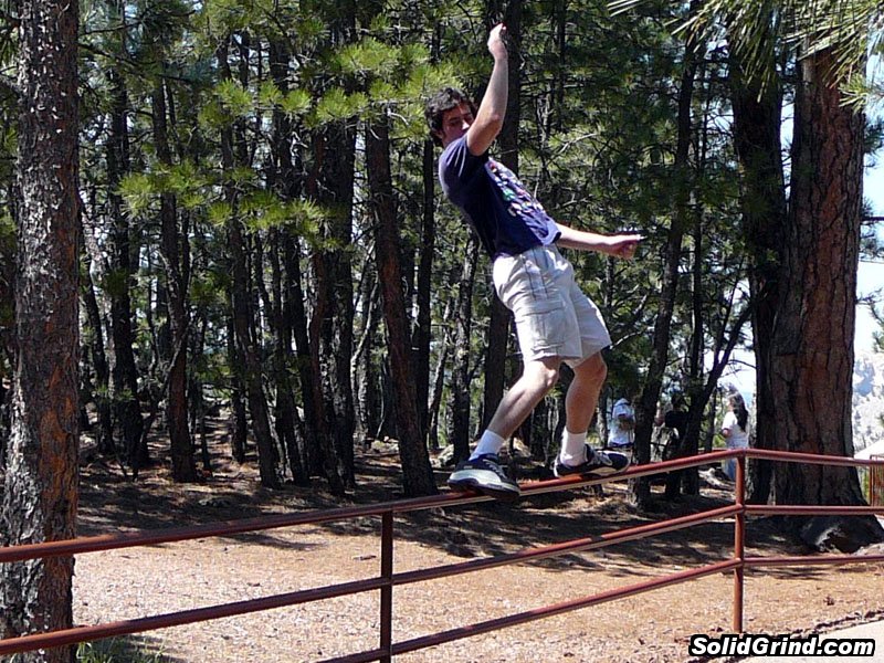 Chad Fahlman.
Doing a frontside.