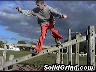 Aaron MacDonald hittin a Frontside